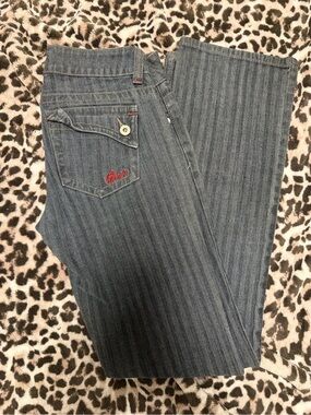 Guess Jeans